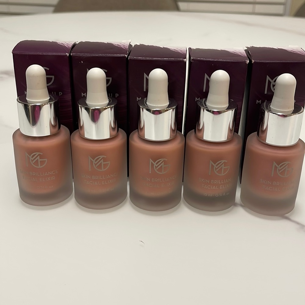 MG set of 5 rose quartz skin brilliance facial elixir